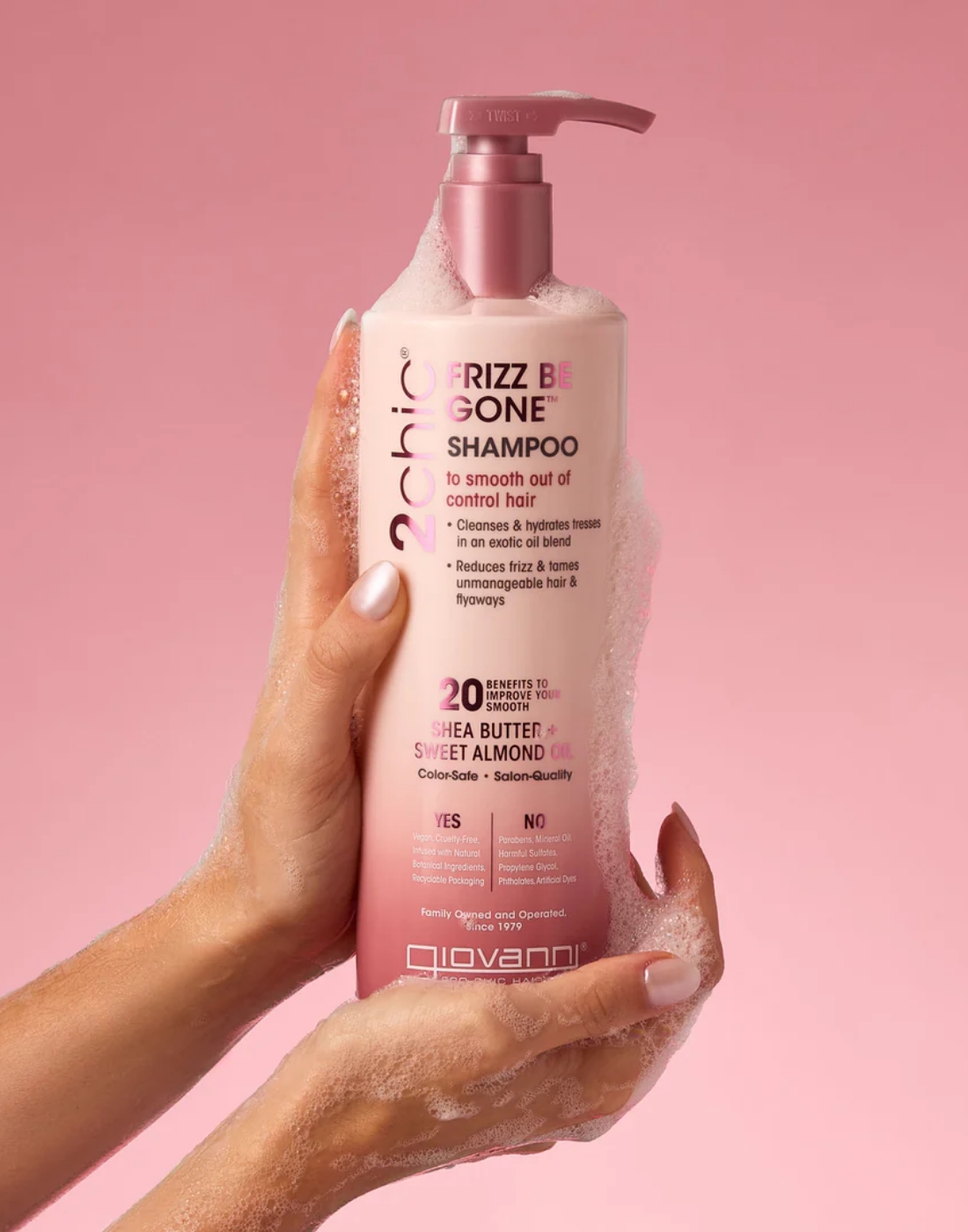 giovanni】2chic フリッズビーゴーン シャンプー ビッグボトル（710mL