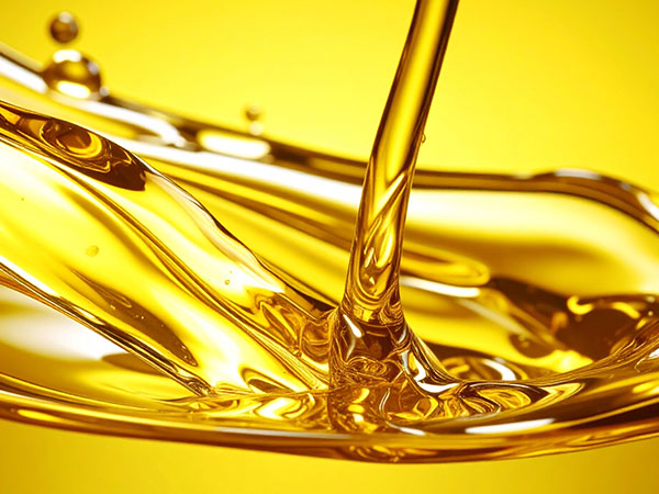 キー成分 ホホバオイル（ホホバ種子油）の画像