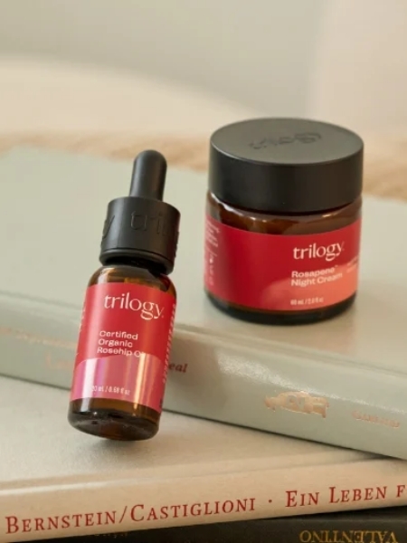 【Trilogy】カーミング ブロッサム ハイドラマスク