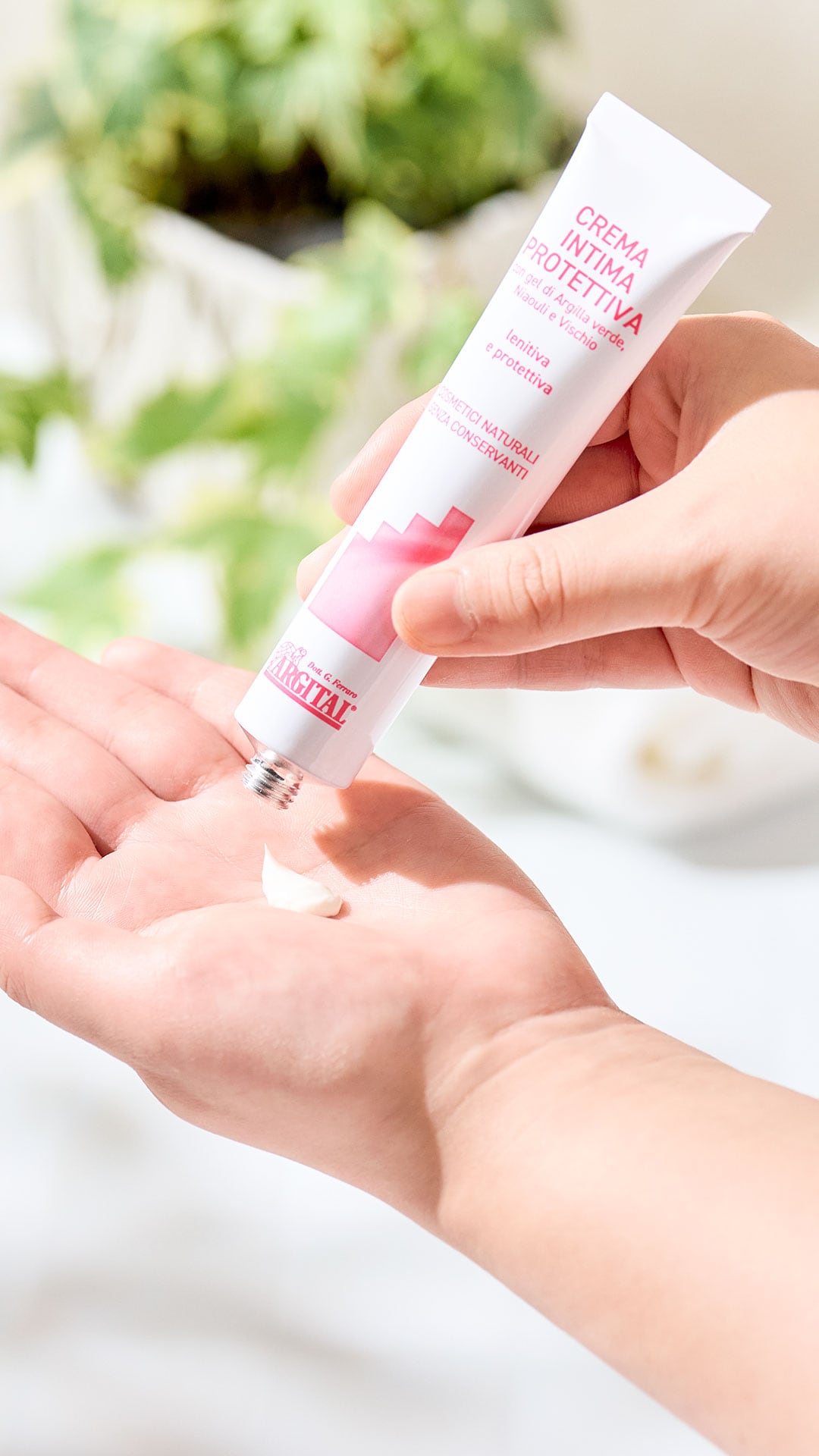 【Antipodes】デリケートハイジーンクリームの使用中の画像