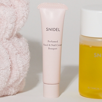 SNIDEL BEAUTY パフュームド ハンド ＆ ネイルクリーム ブーケ　5g