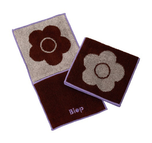 MARY QUANT & Biop デイジージャガードミニポーチタオル BRW