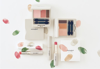 100％天然由来原料で、自分の中にある本来の美しさを最大限に引き出すメイクアップ